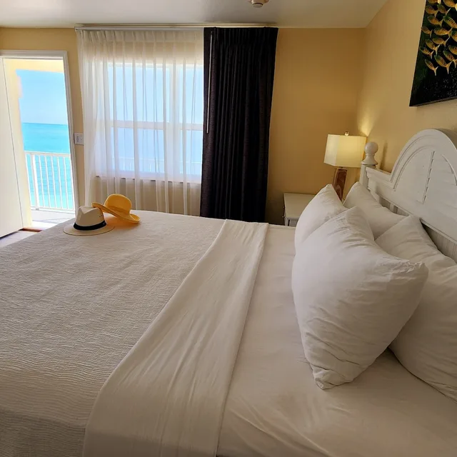 غرفة قياسية بسرير كينج بإطلالة على البحر، Glunz Ocean Beach Hotel and Resort 3/10