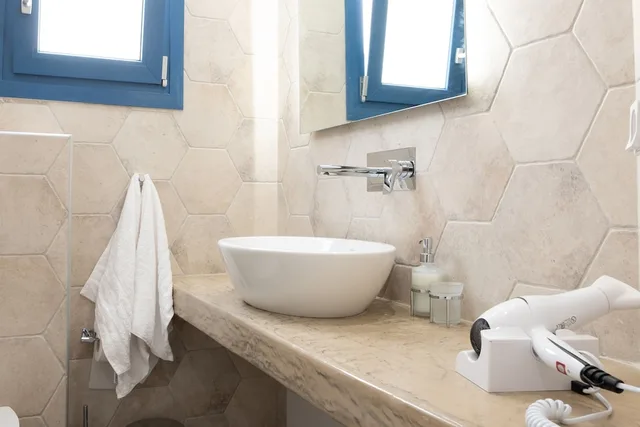 1 Bedroom, Apartment, Tristhenia Hotel 2/3