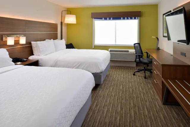 جناح بسرير كوين، Holiday Inn Express And Suites Ottumwa 6/10