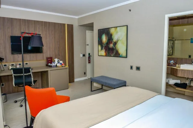Standard, Queen Bed, Clarion Hotel Faria Lima 9/10