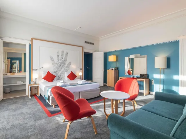 غرفة بريميوم بريفيليج بسرير كوين مع أريكة، Mercure Lyon Centre Chateau Perrache 3/9