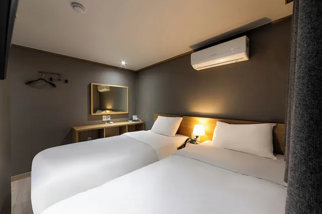 غرفة قياسية بسريرين منفصلين، Hotel Stay Inn Seoul Station 2/8