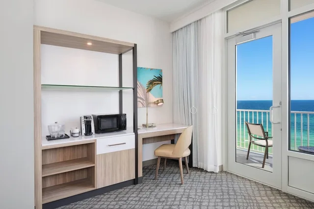 Suite, 2 Queen Beds, Gulf View, Sofa, Balcony، SpringHill Suites by Marriott Panama City Beach Beachfront 3/3