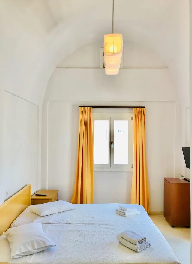 Standard, Double Bed, Inland View، Thera Mare Resort 1/7