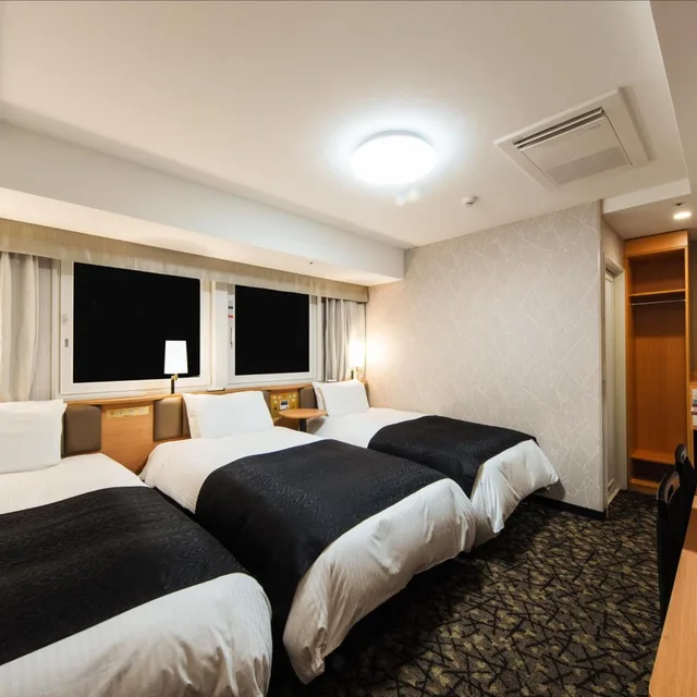 غرفة قياسية ثلاثية بسرير فردي، APA Hotel & Resort Osaka Namba Ekimae Tower 1/4