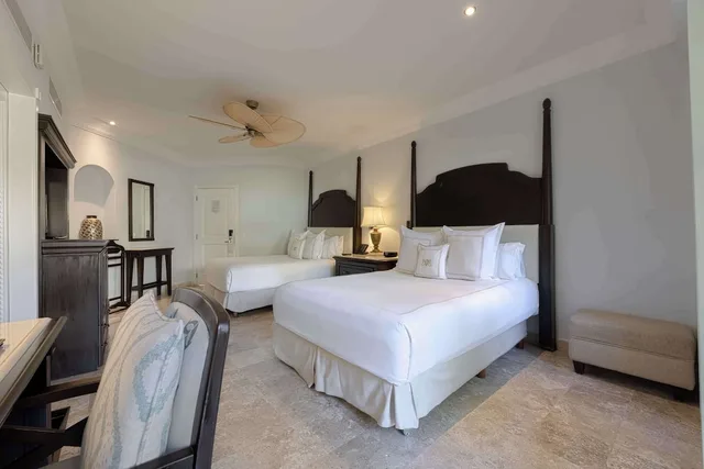 Luxury, King Bed, Royal Hideaway Playacar All Inclusive - Adults Only 1/4
