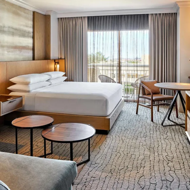 غرفة بسرير كينج بإطلالة على الجبل بشرفة، Jw Marriott Desert Ridge Resort And Spa Phoenix 1/7