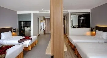 غرفة عائلية بسريرين منفصلين، Anrizon Hotel Nha Trang 2/3