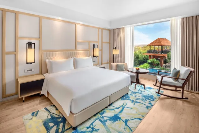 Room, King Bed, Courtyard View, The Westin Goa 4/16