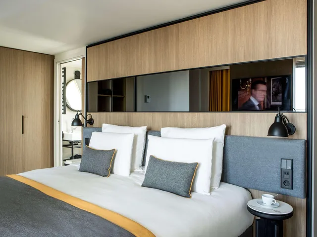 غرفة بسرير مزدوج بشرفة، Mercure Paris 17 Batignolles 1/3