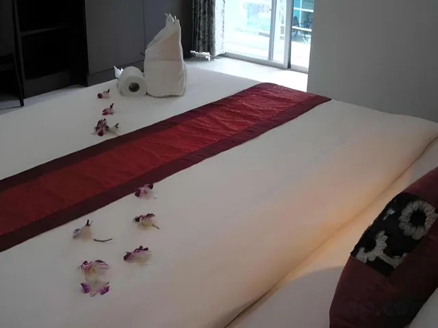 غرفة سوبيريور بسرير كوين، The Impress Khonkaen Hotel 2/3