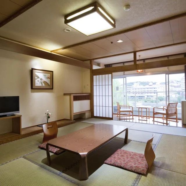 غرفة يابانية بحمام مشترك، Biwako Grand Hotel 5/8