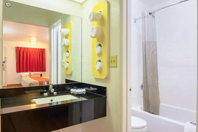 2 Full Beds - Smoking، Motel6 Gainesville, GA 5/5