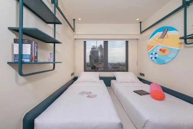 Side by Side, Studio, Twin Beds, lyf Cebu City 1/7