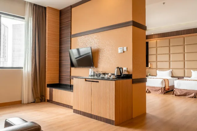 جناح جونيور بسرير مزدوج، M One Hotel 2/2