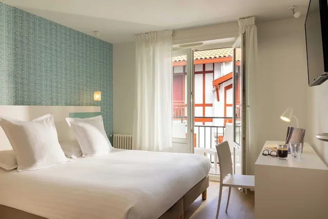 غرفة كلاسيكية بسرير كوين، Hotel Kemaris 8/10