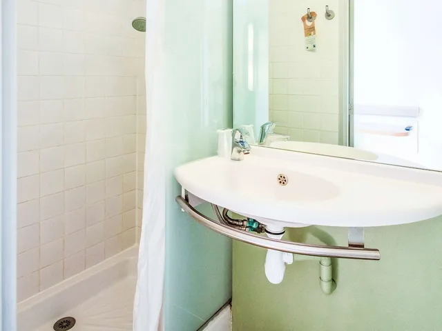 غرفة كلاسيكية بسرير مزدوج بحمام خاص، Ibis Budget Perigueux 6/10
