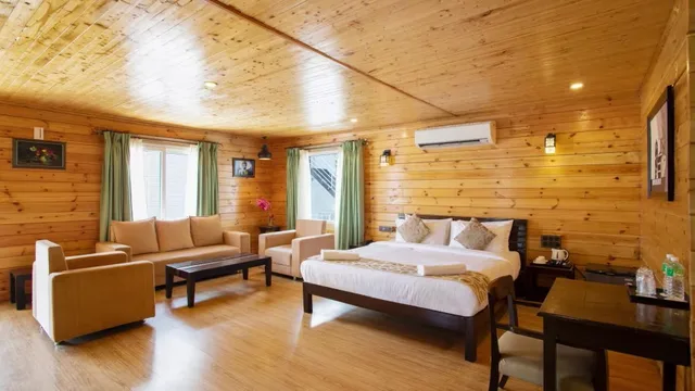 غرفة بريميوم بإطلالة على النهر بشرفة، Stone Wood River Front 3/5