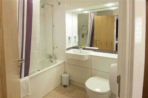 غرفة بسريرين منفصلين، Premier Inn Braintree A120 1/1