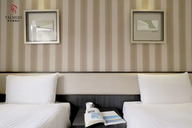 غرفة قياسية بسريرين منفصلين، Talmud Hotel Taichung 5/8
