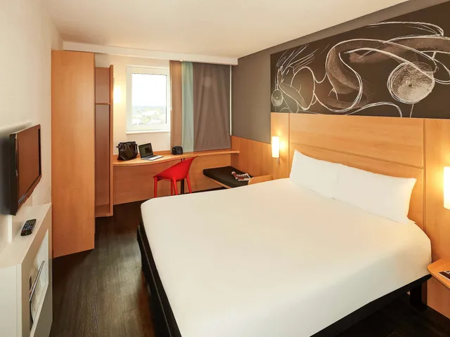 غرفة بسرير مزدوج، ibis Reading Centre 7/10