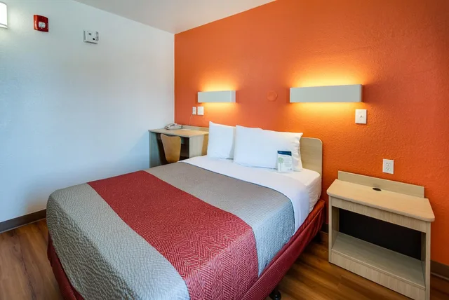 غرفة مفردة لذوي الإعاقة، Motel6 Lenexa, KS - Kansas City Southwest 4/8