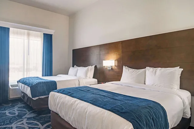 Upgrade, Suite, 2 Queen Beds, Sofa, Accessible، Comfort Inn And Suites Oklahoma City South I 35 1/9