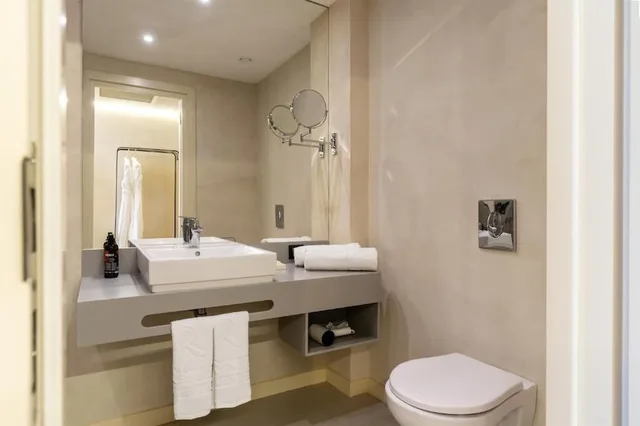 غرفة قياسية بسرير مزدوج، Renion Almaty Hotel 4/5