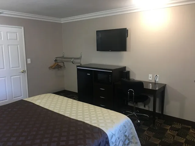 غرفة بسرير كينج لذوي الإعاقة، Hotel Seville 2/5