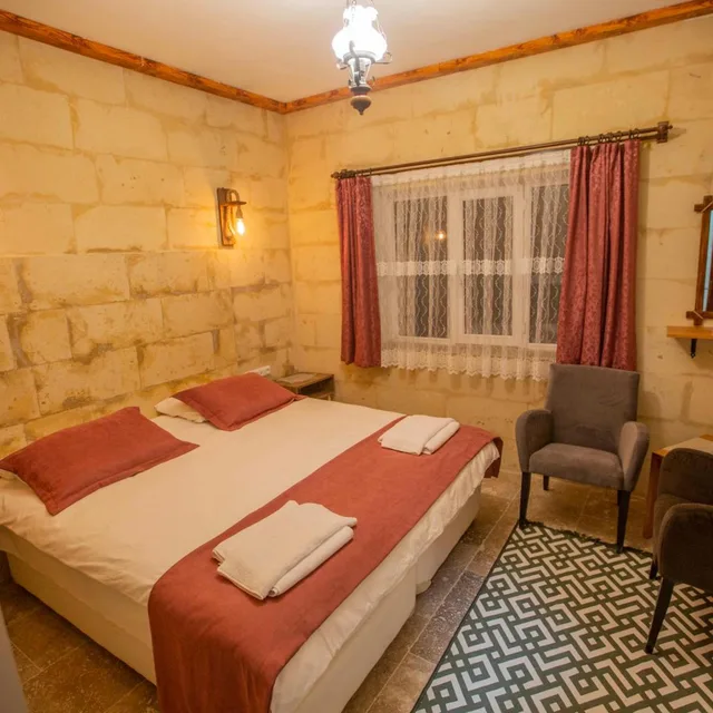 جناح عائلي، Capiedra Hotel 1/10