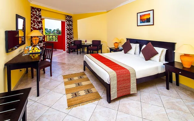 غرفة سوبيريور بسرير كينج بإطلالة على البحر، Casa Mare Resort 5/10