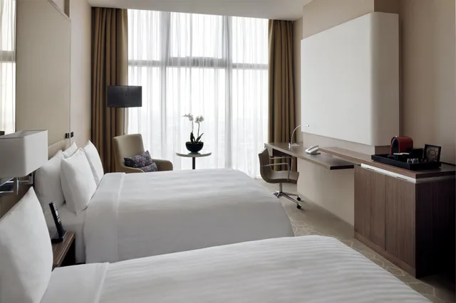 غرفة تنفيذية بسريرين منفصلين، Istanbul Marriott Hotel Sisli 2/6