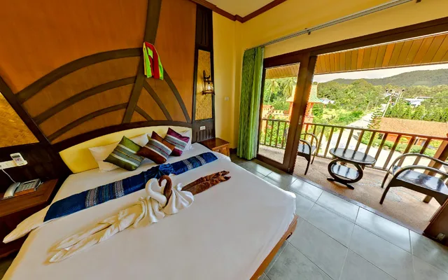 غرفة ديلوكس بسرير مزدوج بإطلالة على الجبل بشرفة، Andamanee Boutique Resort Aonang Krabi 2/2