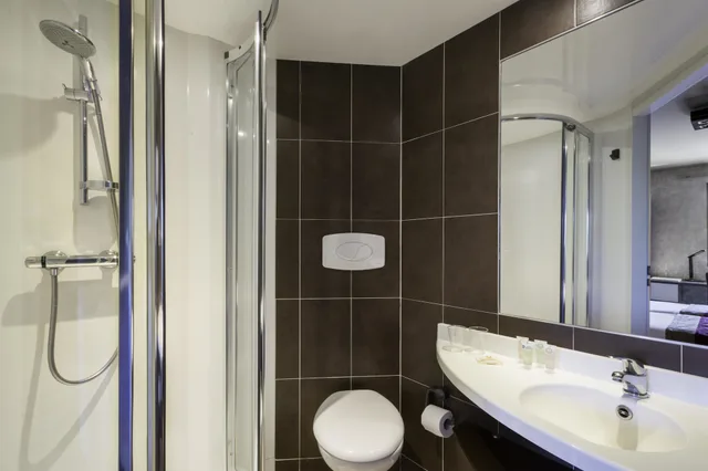غرفة متصلة عائلية بسرير كوين وسريرين منفصلين، Best Western Hotel La Mare O Poissons 7/8