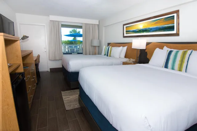 غرفة بسريرين مزدوجين بإطلالة على المسبح، Guy Harvey Resort St. Augustine Beach 1/1