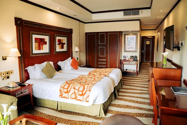غرفة سوبيريور بسريرين منفصلين، Kigali Serena 2/3