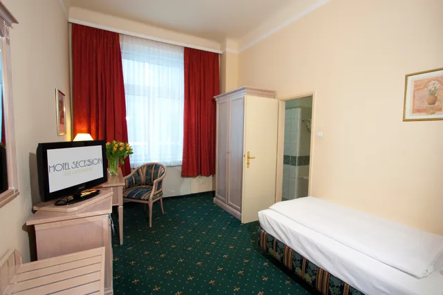 غرفة قياسية مفردة، Hotel Secession an der Oper 3/11