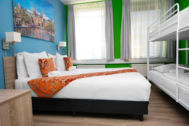 غرفة اقتصادية عائلية، Amsterdam Teleport Hotel 1/2