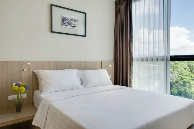 جناح ديلوكس بسرير كوين، Sugar Palm Residence 3/10
