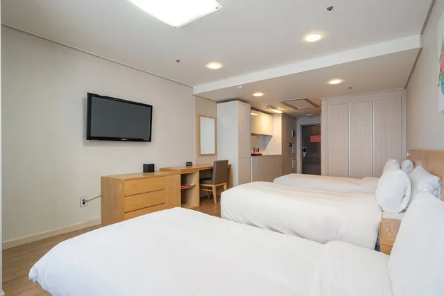 غرفة ديلوكس بثلاثة أسرّة، Ramada by Wyndham Seoul Dongdaemun 4/5