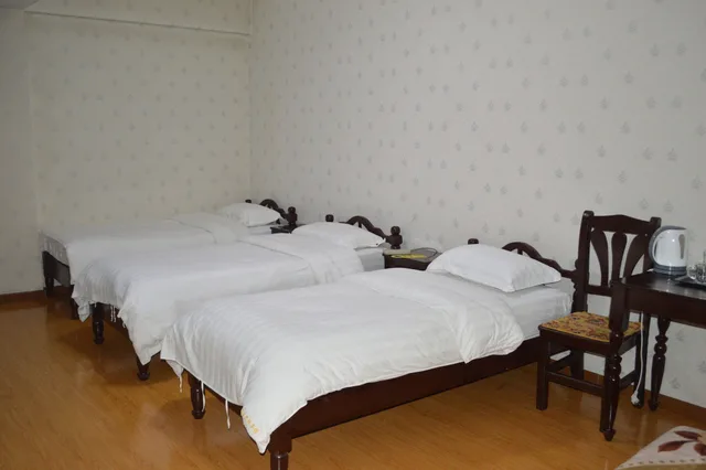 غرفة ثلاثية بثلاثة أسرّة، Land Hotel 4/7