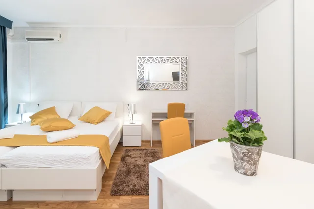 جناح استوديو كلاسيكي بسريرين منفصلين بإطلالة على البحر بشرفة بغرفة نوم واحدة، Villa Voinic 6/8
