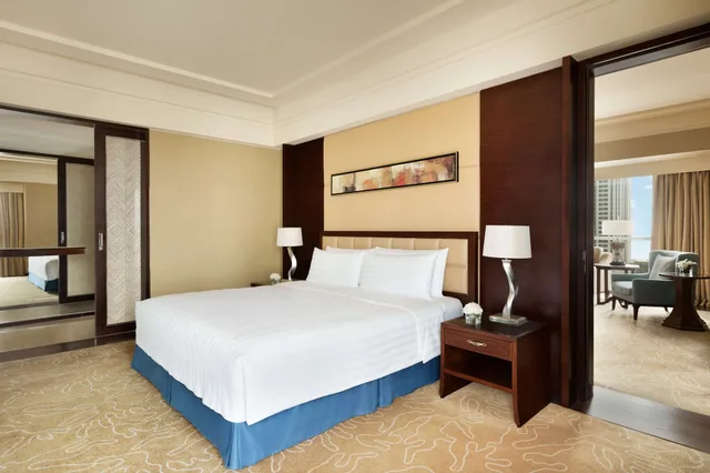 Executive, Suite, King Bed, Valley Wing, Shangri-La Qingdao 1/2