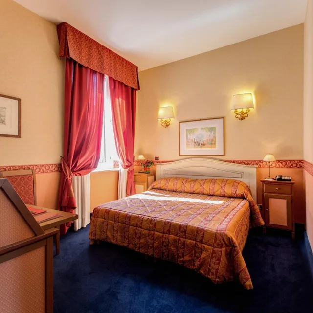 غرفة كلاسيكية بسرير مزدوج أو سريرين منفصلين، Antico Palazzo Rospigliosi 1/8