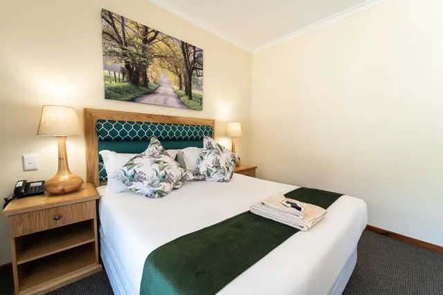 غرفة سوبيريور بسرير مزدوج، Drakensberg Gardens Golf & Spa Resort 3/4