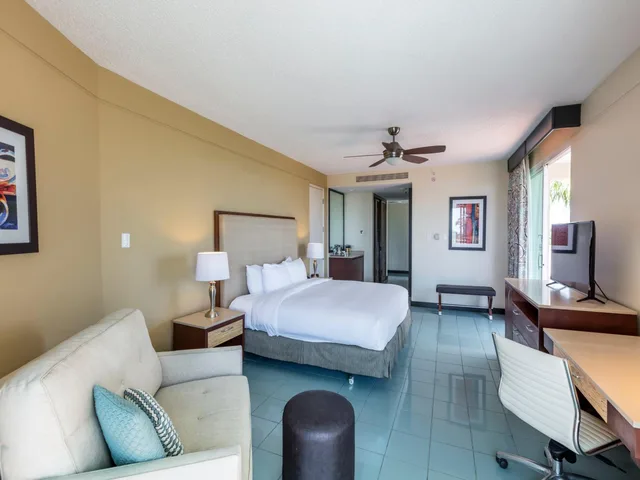 Caribbean, King Bed, Ocean View, Sofa, Terrace، Hilton Ponce Golf & Casino Resort 1/3