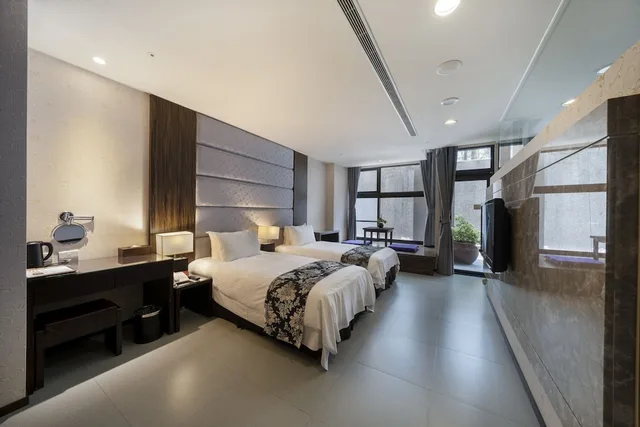 Love, Twin Beds، Tai-Yi Red Maple Resort(Tai-Yi Ecological Leisure Farm) 1/2