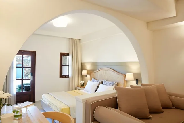 Elegant, Twin Beds, Sofa، Simantro Resort 2/6