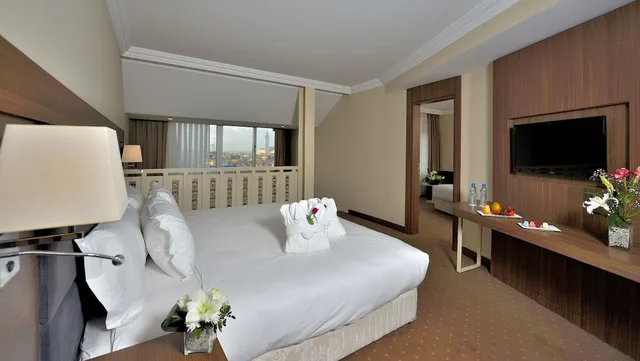Duplex, Family, King Bed, Mosque View, Sofa، Kenzi Basma Hotel 6/9