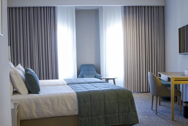 غرفة قياسية بسريرين منفصلين، Montebelo Girassol Maputo Hotel 1/6